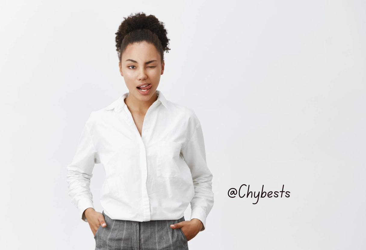 Women’s Wardrobe Essentials for Your 40s