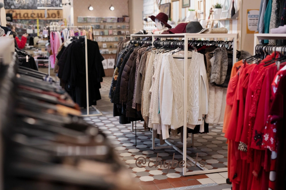 Where can I Find Unique Fashion Shops?