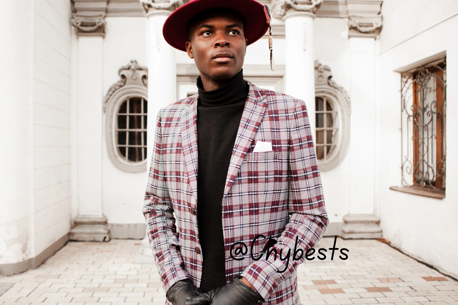 How Can I Style Oversized Blazers Without Looking Bulky