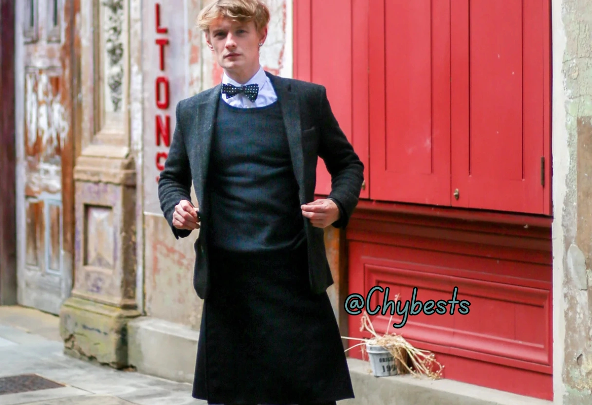 Should Men Wear Skirts in Street Style?